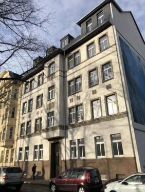 Chemnitz Immobilien Großzügige 3-Zimmer mit Laminat und Wanne in zentraler Lage! Wohnung mieten