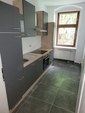 Chemnitz Provisionsfreie Immobilien Großzügige und neu renovierte 2-Zimmer mit EBK & Laminat im Zentrum! Wohnung mieten