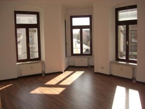 Chemnitz Immobilien Großzügige 2-Zimmer mit Wannenbad und Laminat im Zentrum Wohnung mieten