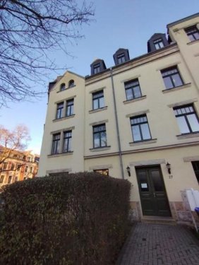 Chemnitz Immobilie kostenlos inserieren Großzügige 2-Zimmer mit Laminat und Wannenbad in sehr guter Lage Wohnung mieten