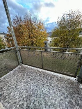 Chemnitz Immobilie kostenlos inserieren Gemütliche 3-Zimmer mit Laminat, Balkon und Wannenbad in ruhiger Lage! EBK mgl. Wohnung mieten