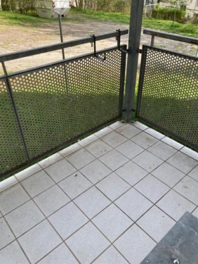 Chemnitz Wohnungen im Erdgeschoss Kompakte 2-Zimmer mit Laminat, Wannenbad & Balkon in ruhiger Lage! Wohnung mieten