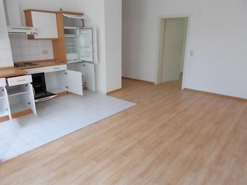 Chemnitz Suche Immobilie ** Großzügige 2-Zimmer mit Südbalkon, Wanne und Einbauküche in ruhiger Lage zum Toppreis!!!*** Wohnung mieten