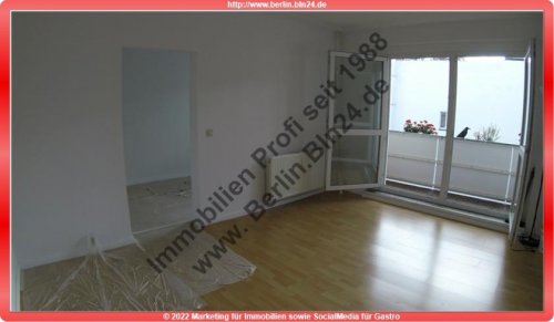Berlin 2-Zimmer Wohnung Bezug nach Sanierung in Mitte - Mietwohnung - Abstand für EBK Wohnung mieten