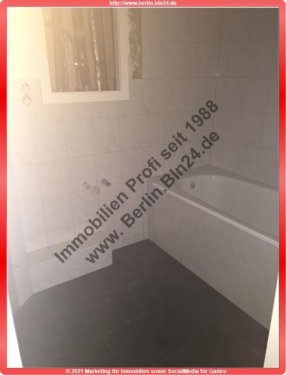 Berlin Immobilienportal Nähe U-S Bahn -Süd Balkon teils WG geeignet Wohnung mieten