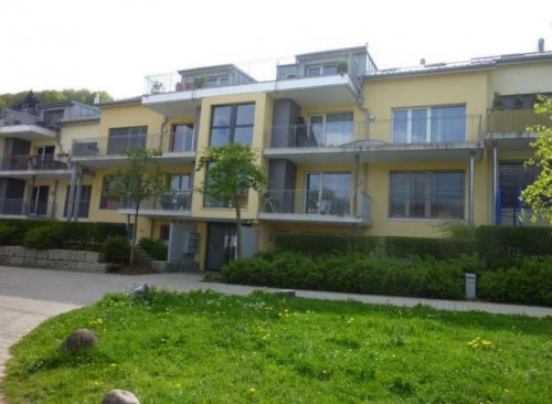 Berlin Immobilien Zimmer 3.5 2 grosszügige Balkone 182 m2 und eigener Waschturm 110 m2 Wohnung mieten