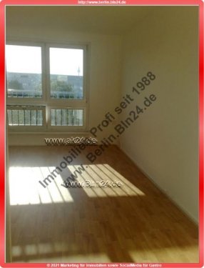 Berlin 3-Zimmer Wohnung BEZUG nach Vollsanierung + 3er WG möglich - Mietwohnung Wohnung mieten