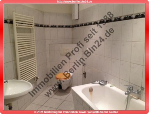 Berlin Wohnung Altbau Mietwohnung + 3 Zimmer + U-Bahn Turmstr. 2erWG Wohnung mieten