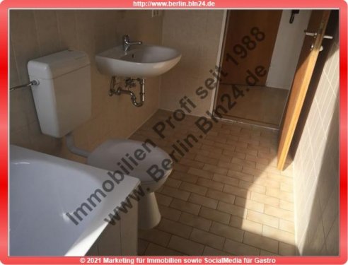 Berlin Suche Immobilie Dachgeschoss + Bezug nach Sanierung Wohnung mieten