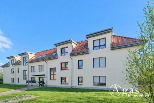 Schöneiche bei Berlin Etagenwohnung Helle 2-Zimmer-Dachgeschoss-Wohnung mit Wohnküche, Abstellkammer und Fahrstuhl Wohnung mieten