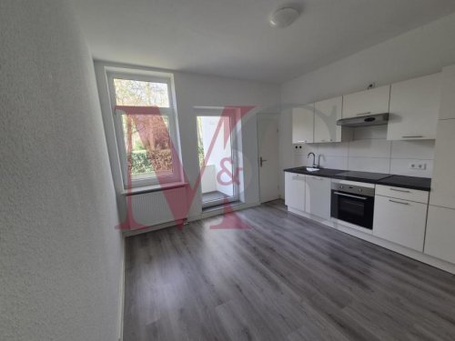 Wilhelmshaven Immobilien 2 - Zimmer Wohnung mit Balkon in Heppens Wohnung mieten