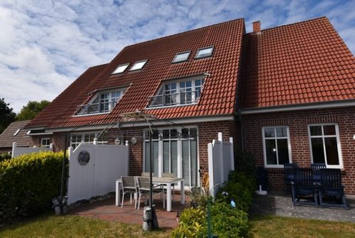 Langeoog Immobilien INSELROSE, modernes Ferienhaus (4 Zimmer-100 m2), mit Garten, auf der Nordseeinsel Langeoog Wohnung mieten