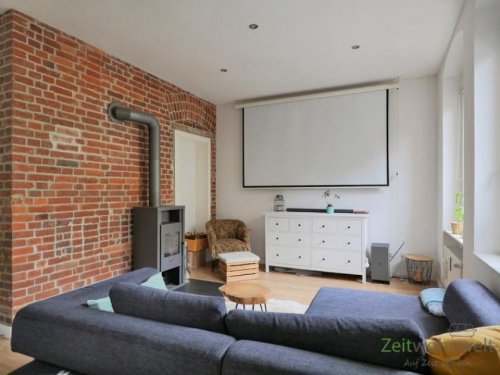 Kassel Terrassenwohnung (EF1334_M) Kassel-Stadt: Süd, möblierte Altbauwohnung mit 2 Balkons nahe der der Innenstadt, Grundreinigung inkl. Wohnung
