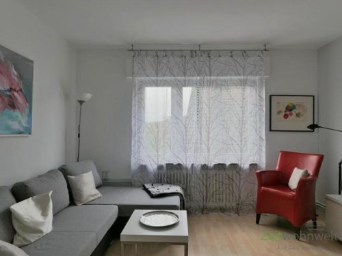 Kassel Mietwohnungen (EF1198_M) Kassel-Stadt: Oberzwehren, möblierte Wohnung mit Balkon und kleinem Esszimmer Wohnung mieten