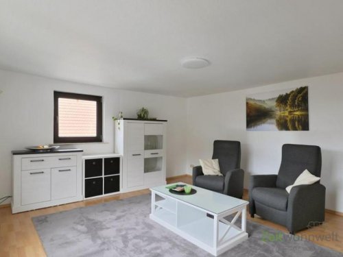 Göttingen (EF1358_M) Göttingen: Roringen, neu renovierte und neu möblierte Wohnung mit PKW-Stellplatz in ruhiger Wohnlage Wohnung mieten