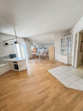 Terlan Immobilien Großzügige Wohnung mit Garten in Terlan zu vermieten Wohnung mieten