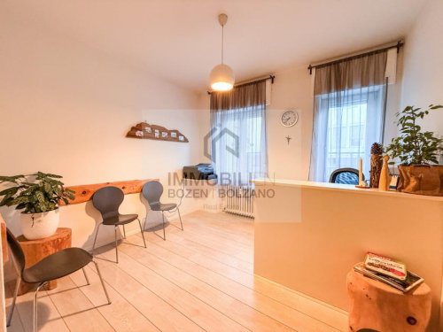 Bozen Immobilien Büro in bester Zentrumslage zu vermieten Gewerbe mieten