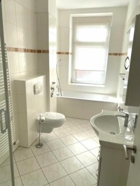 Magdeburg Wohnungen im Erdgeschoss Helle sonnige 4-R-Wohnung san. Altbau:im EG.104 m² in MD.Stadtfeld-Ost zu vermieten! Wohnung mieten