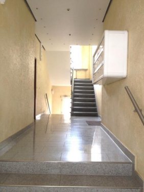 Magdeburg Wohnung Altbau Wohnen über der Stadt schöne 2-R -Wohnung in MD- Stadtfeld-Ost,im DG ca.60m² zu vermieten ! Wohnung mieten