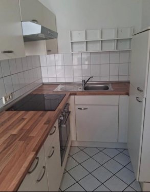 Magdeburg Günstige Wohnungen Preiswerte schöne 3-R-Wohnung in MD.-Sudenburg im 3.OG mit Balkon ca.62 m² zu vermieten . Wohnung mieten