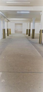 Magdeburg Immobilien Preiswerte Lagerräume / Rampe zu vermieten Gesamtnutzfläche 1170m² auch als Teilfläche zu vermieten Gewerbe mieten