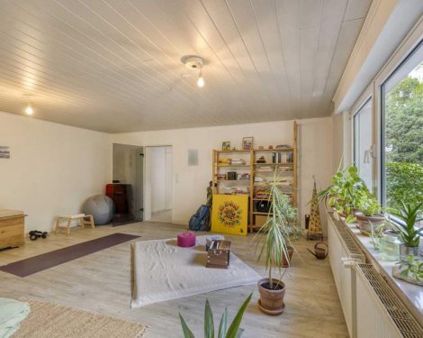 Mettmann Immobilienportal Lichtdurchflutete 2-Zimmer-Einliegerwohnung mit Terrasse in Metzkausen Wohnung mieten