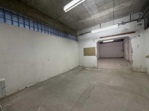 Ratingen Lagerhalle Geschlossene und gut erreichbare Lagerfläche in Ratingen-Mitte Gewerbe mieten