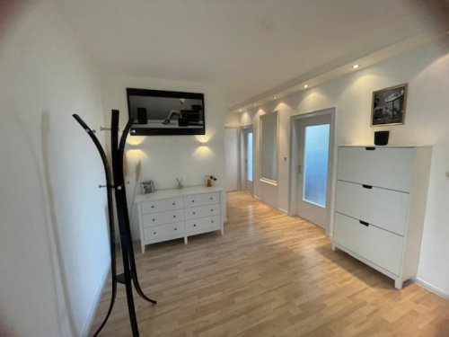 Mönchengladbach Terrassenwohnung 99 m² mit zwei großen Balkonen - mittendrin und hoch über Mönchengladbach Wohnung mieten