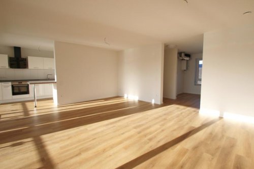 Nordhorn Immobilien Modernes Wohnen in bester Lage von Nordhorn – großzügige 3-Zimmer-Wohnung mit Süd-Loggia Wohnung mieten