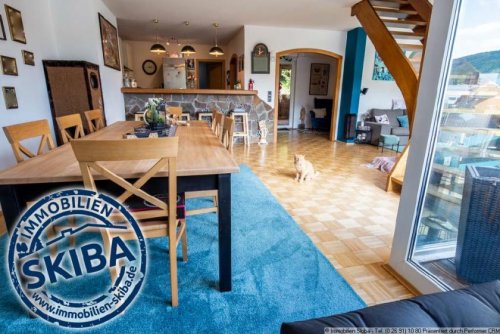 Adenau Wohnung Altbau Offene, lichtdurchflutete Maisonettewohnung mit zwei Terrassen in Adenau am Nürburgring Wohnung mieten