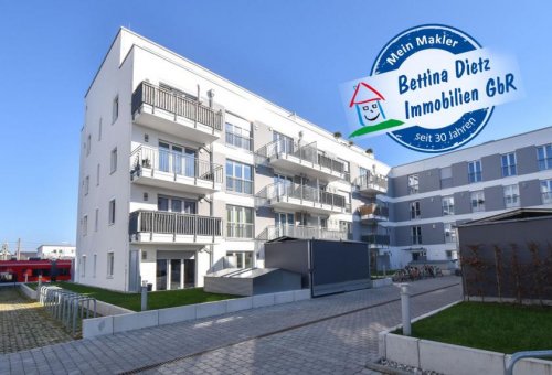 Rödermark 4-Zimmer Wohnung DIETZ: Moderne und helle 4-Wohnung im 3. OG , 1 Terrasse, Aufzug und 2 TG-Stellplätzen in Rödermark! Wohnung mieten