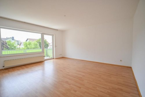 Babenhausen Mietwohnungen DIETZ: Gepflegte Obergeschosswohnung mit Balkon und Stellplatz in Babenhausen - Hergershausen. Wohnung mieten