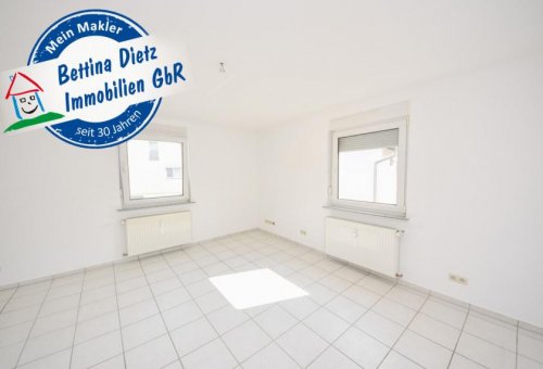 Münster (Landkreis Darmstadt-Dieburg) Mietwohnungen DIETZ: Einzugsbereite und renovierte 3-Zimmerwohnung im ersten Obergeschoss in Münster zu vermieten! Wohnung mieten