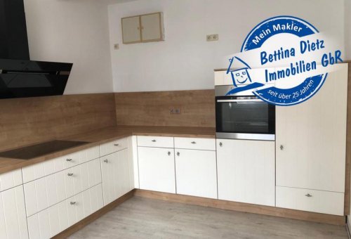 Schaafheim 3-Zimmer Wohnung DIETZ: 2-3 Zimmer Wohnung mit schöner Einbauküche und Holzofen in ruhiger Wohnlage! Wohnung mieten