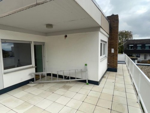 Kirchheimbolanden Inserate von Wohnungen EUPORA® Immobilien: Wohnung mit Dachterrasse in Kirchheimbolanden. Wohnung mieten