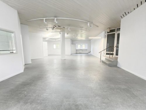 Sandhausen Einzelhandel ATIK: Repräsentative Einzelhandelsfläche in Top-Lage im Ortskern Gewerbe mieten