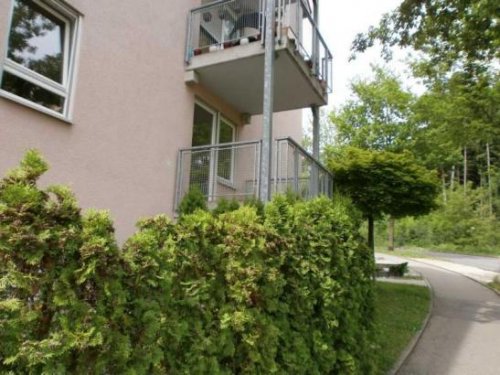 Reichenbach an der Fils Etagenwohnung 2 Zimmer - Tageslichtbad mit Wanne - Balkon - Stellplatz!!! Wohnung mieten