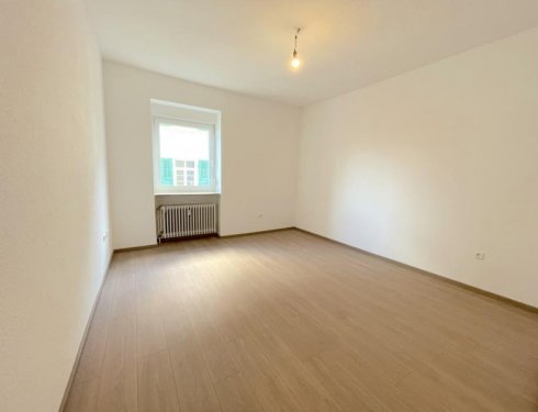 Gernsbach Provisionsfreie Immobilien Klein aber fein: EG Wohnung mit eigenem Eingang Wohnung mieten