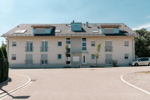 Stühlingen Inserate von Wohnungen Stühlingen: 2 Zimmerwohnung Dachgeschoss mit Lift und Tiefgarage Wohnung mieten