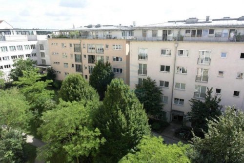 München Immo 1 Zimmer Apartment / München - Schwanthalerhöhe Wohnung mieten