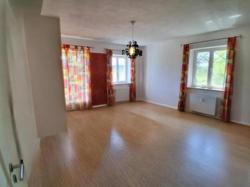 Wolnzach Studenten Wohnung 2-Zimmerwohnung mit Süd-Ost Balkon 1.OG. *provisionsfrei* *erlaubte Haustiere: Katze* Wohnung mieten