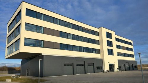 Benningen Gewerbe Hochwertige Büroräume mit sehr guter Infrastruktur bei Memmingen zu vermieten. Gewerbe mieten