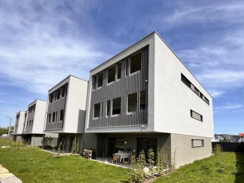 Leutkirch im Allgäu 1-Zimmer Wohnung Hochwertige 2-Zi-Wohnung mit überdachter/m Loggia/Balkon in bester Lage von Leutkirch zu vermieten Wohnung mieten