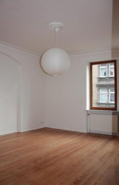 Ulm Immobilien Wunderschöne, neu renovierte Wohnung in Ulm, Oststadt, Jugendstilwohnung Wohnung mieten