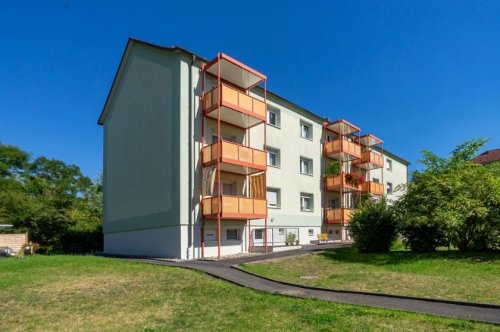 Suhl Immobilien Zentral gelegene Altbauwohnung im Grünen Wohnung mieten