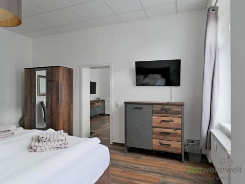 Weimar Wohnen auf Zeit (EF0893_M) Weimar: Westvorstadt, zentrumsnahe, modern möblierte 2-Zimmer-Wohnung mit WLAN und PKW-Stellplatz, Stadtvilla mieten