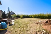 Eppertshausen DIETZ: ZWEITER BEZUG nach Sanierung! Einfamilienhaus mit ELW oder Büro, 2 Garagen und Garten Haus 