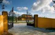 Monterotondo Villa Toscana mit 4 Schlafzimmern und 69.000 m² Land nähe Golfplatz Haus kaufen
