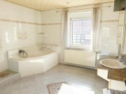 Bauda ***RAUM, FREIHEIT UND RUHE: EINZIGARTIGES REIHENENDHAUS MIT GARTEN, NEBENGEBÄUDE UND GROSSEN MÖGLICHKEITEN*** Haus kaufen