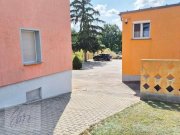 Riesa ***JETZT AN DIE ALTERSVORSORGE DENKEN - RENDITEOBJEKT FÜR VERMIETER IN RIESA*** Mehrfamilienhaus mit 4 Wohneinheiten, Garagen,